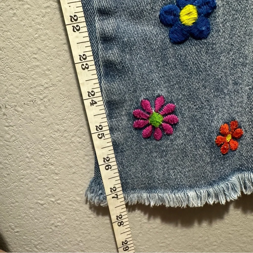 dELiA*s Blue Flare Jeans with Floral motives.Juniors/petite Women size S. Y2K.